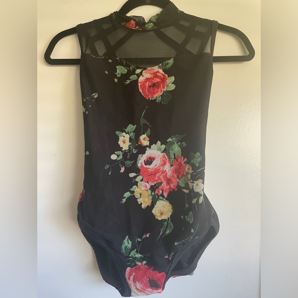 5 Dancewaer Sahara Leo - Adult Medium